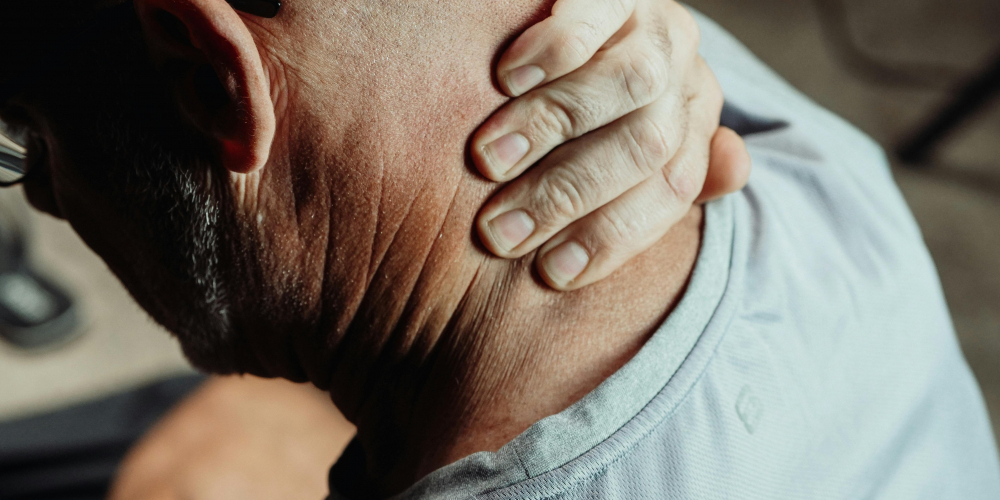 【樂齡健康逆襲】（一）失眠、胃痛、肩頸痠痛？您可能找錯了醫生！健康的答案，藏在你的脊椎裡